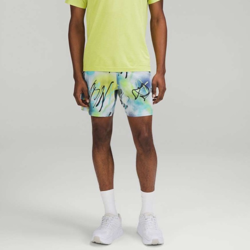 Lululemon Pace Breaker Linerless short, Men’s 7”  size L